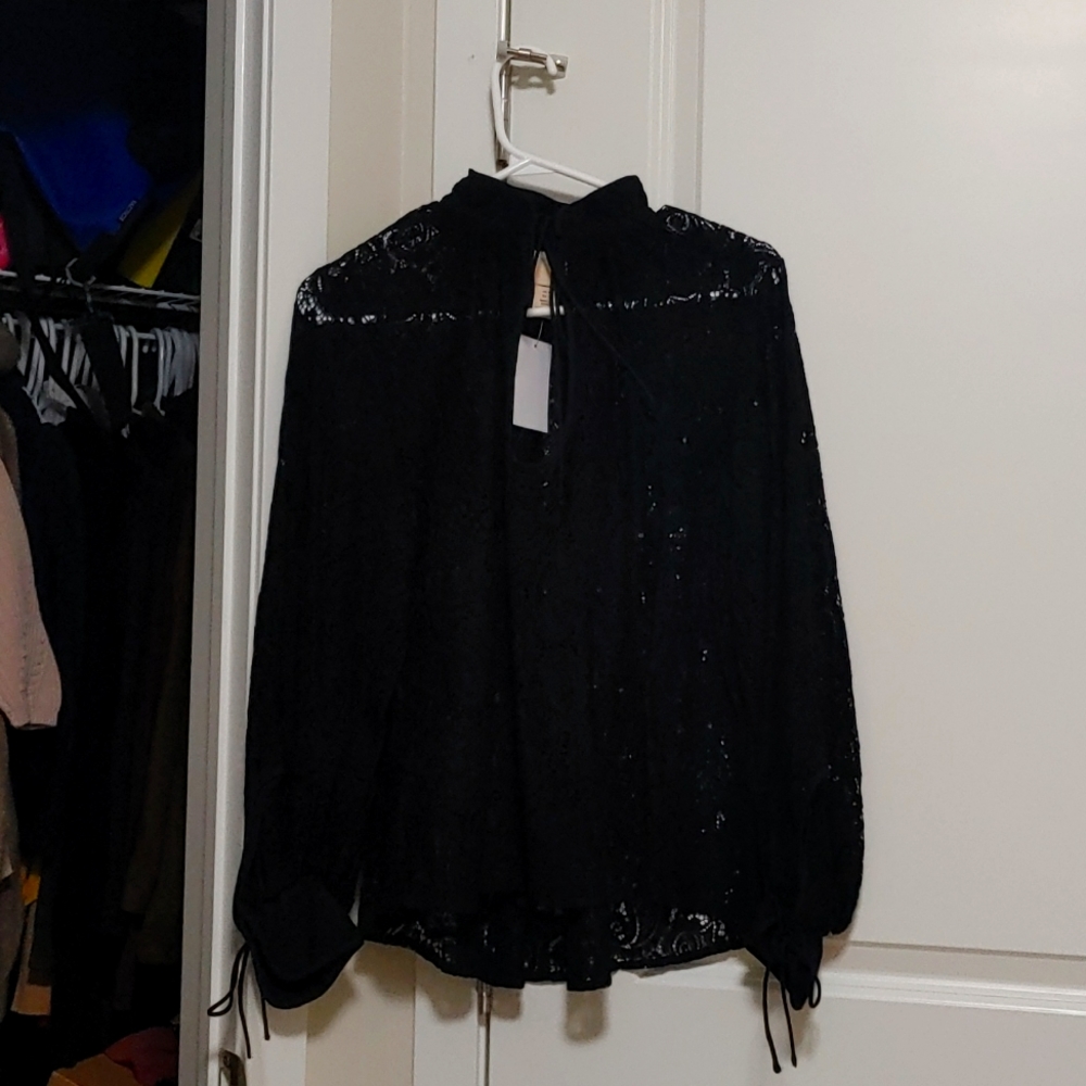 Lace top